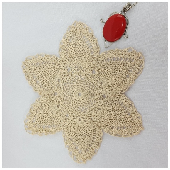 Crochet Star Design Doily, - Picture 1 of 8